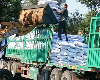 װ������